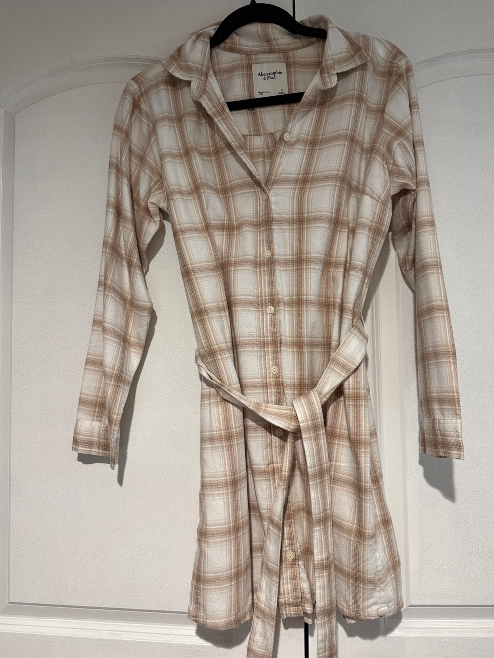 Abercrombie & Fitch Cream and Tan Plaid Long-Sleeve Shirt Dress